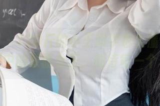 微密圈 – 120斤的小王同学也太懂事了吧，福利中的蒙面女王，期待每一个表情。