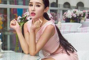 AISS爱丝(钻石版) – 查看了何冉的水晶亮丝视频，我的额头上都冒汗了，图包太火了！