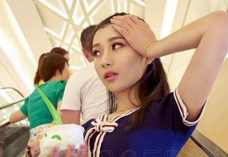AISS爱丝(黄金版) – 仔细品味，索菲的机械师原图——别的工具一旁静观。