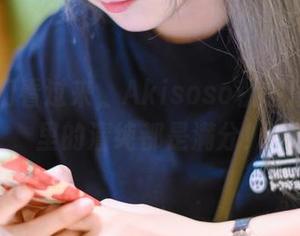 资源控们看过来，Akisoso秋楚楚写真集里的清纯都是满分！