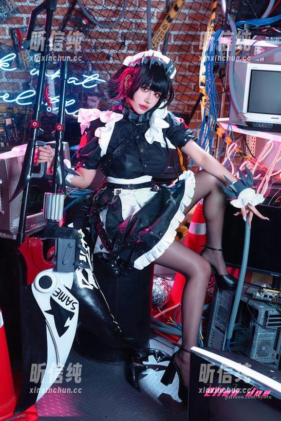 Byoru Byoru的Kainé:精选写真集,带你飞向好奇的天空