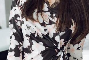 HuaYang花漾 – 一边刷赵惟依coco的图包，一边感叹，少女果然是一个充满想象的标签。
