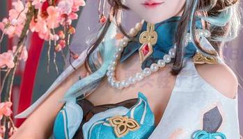 KuukoW的美图:一口气看完Frieren,可能会想要买鞋子!