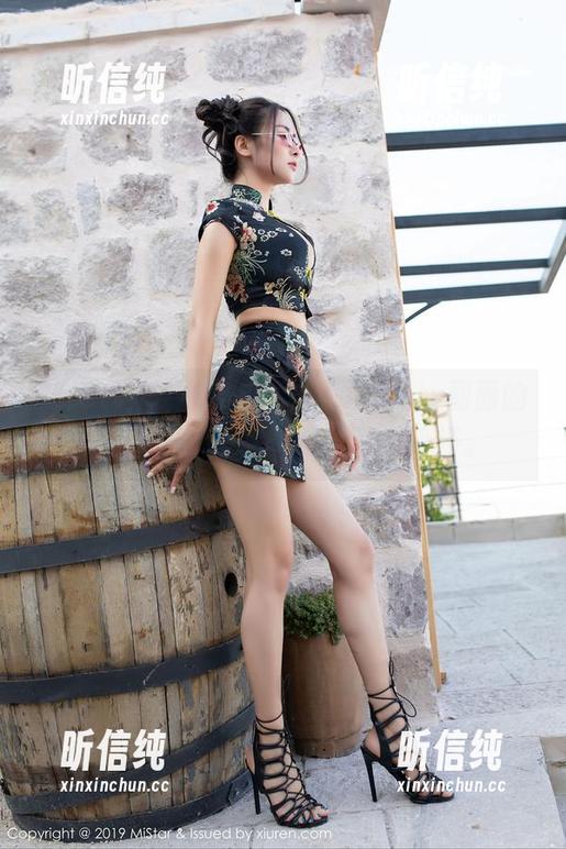 MiStar魅妍社 - 私拍：Ashely丽丽的圣诞，总有些地方让人直冒冷汗。