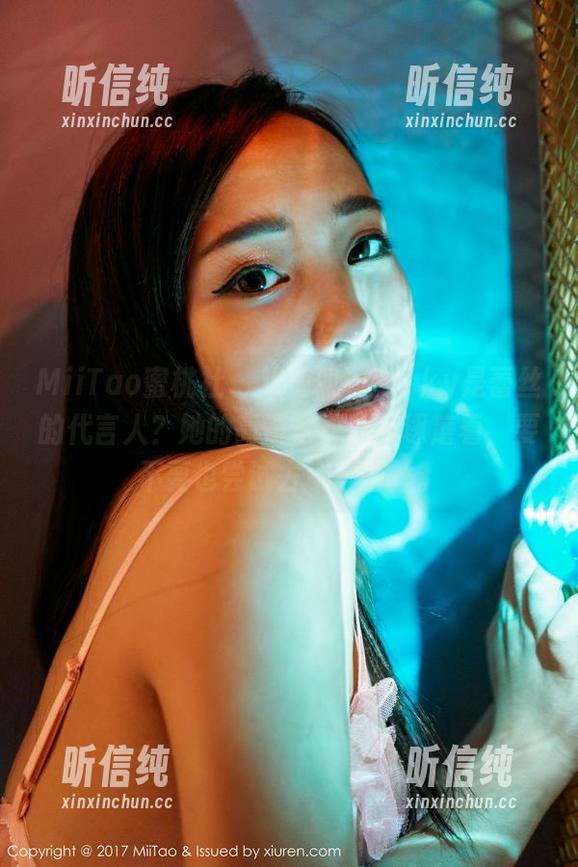 MiiTao蜜桃社 - 难道佩琦Pinky是蕾丝的代言人？她的高清写真让我琢磨着，要不要也尝试去玩玩蕾丝。