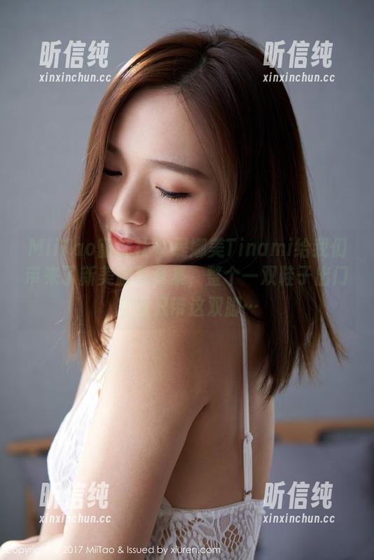 MiiTao蜜桃社 - 缇娜美Tinami给我们带来了新美脚写真集，整个一双鞋子出门空就只带这双脚…