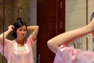 PANS写真 – 白裙下的娜娜——私房图包，谁能不为她的淡雅心动？