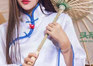 TouTiao头条女神 - 刘雨露泳池高清图集，画面美到让人想直接跳进去，但要小心别淹死。