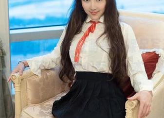 TuiGirl推女郎 - 王依萌最新裸足写真集,忘记高跟鞋,让我们专注于本体吧。