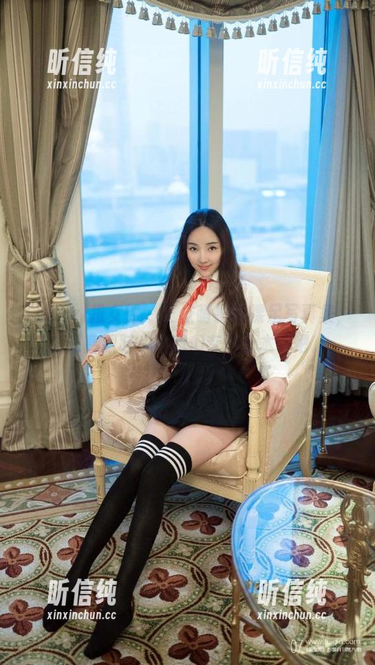 TuiGirl推女郎 - 王依萌最新裸足写真集，忘记高跟鞋，让我们专注于本体吧。