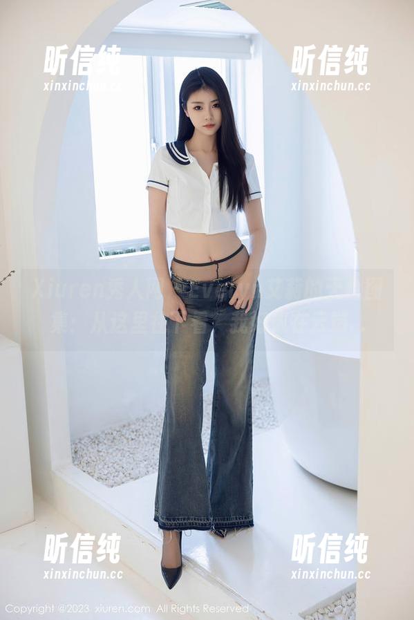 Xiuren秀人网 - Evelyn艾莉的天台图集：从这里往下看，我好像在云端...