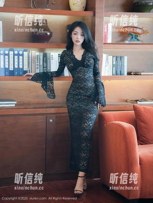 Xiuren秀人网 - 周周不吃香菜的夏日合集：网盘里全是我想说的话…