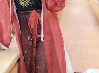 YouMi尤蜜荟 – 看！最新Cris_卓娅祺的白裙原图，这制作水平，直逼电影特效，我何必上电影院呢？