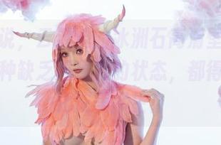 不得不说,云溪溪的冰洲石高清壁纸把我逼得这种缺乏想象力的状态,都得努力进化成美术生!