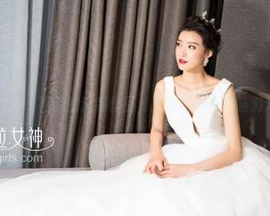 克拉女神 – 嘉萌的近期作品，凉拖这回事儿脑洞大开。
