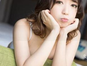 克拉女神 – 当牛仔裤遇见薇薇：一部‘裤’不容失的作品！