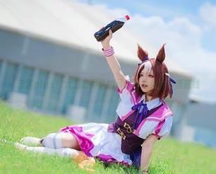 套装plus！六二二同学的写真挑战你的审美底线