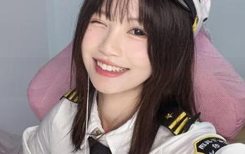 私拍合集：双马尾和我，千反田鹿子俩个都是个调皮蛋