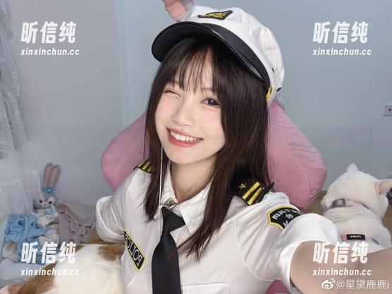 私拍合集：双马尾和我，千反田鹿子俩个都是个调皮蛋