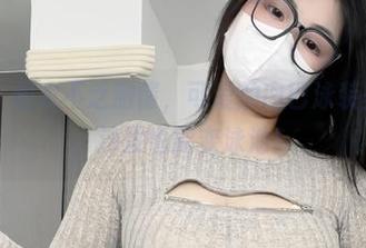 微密圈 – 居家不乏激情，可爱的肉巴泳装美图合集，沙发也能变泳池！