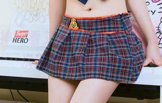 头条女神 – 看艾小青婚纱原图，更新又一次刷新我的智商下限