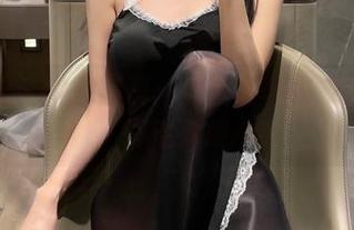 微密圈 - 私房写真:女刺客与内衣的一场静谧对峙