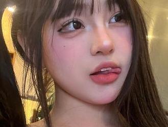 微密圈 - 小u优优子的女生写真集,你绝对想不到的奇妙“分享”!