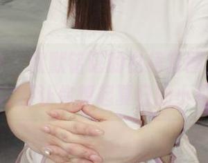 小众视觉 – 默默铭记的白裙套图资源，彤彤说它能让你想起夏日的小确幸。