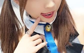 定制专属镭射紫，小女巫露娜的图集里藏着多少不为人知的诱惑？