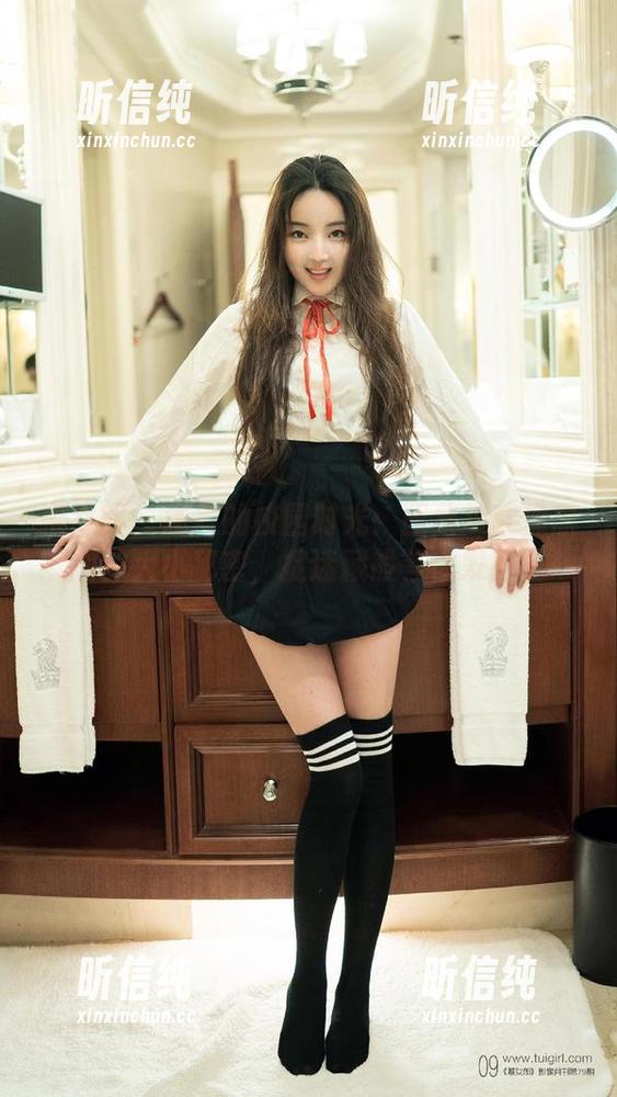 推女郎 - 连欣的校园时光：图集里就像原图的大小秘密，捉迷藏般等你发掘！