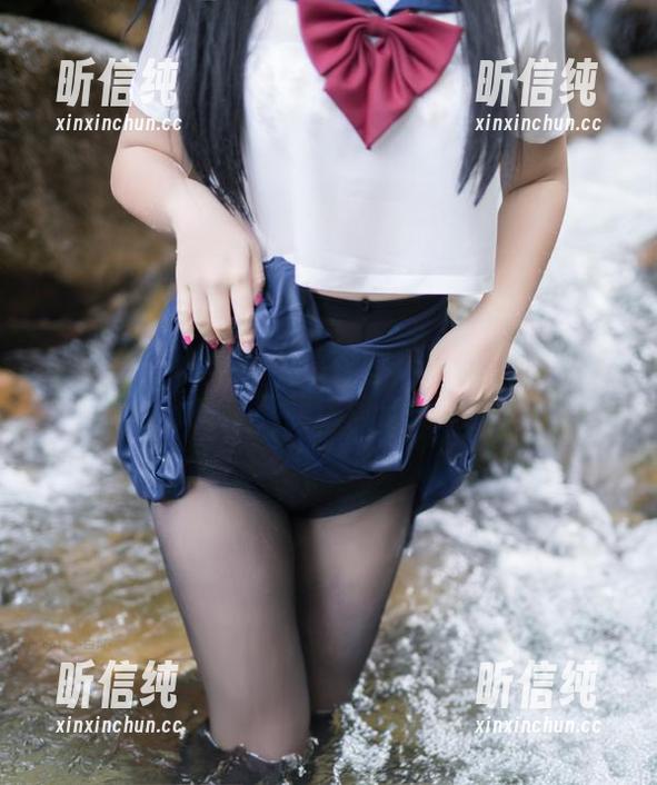 成人版“杏子夫人”校园他的白色运动鞋，快来下载这段时光吧！