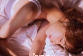 果团网 – 冬天来了，泡个热茶看龚玥菲女友最新图片，暖心又暖胃！