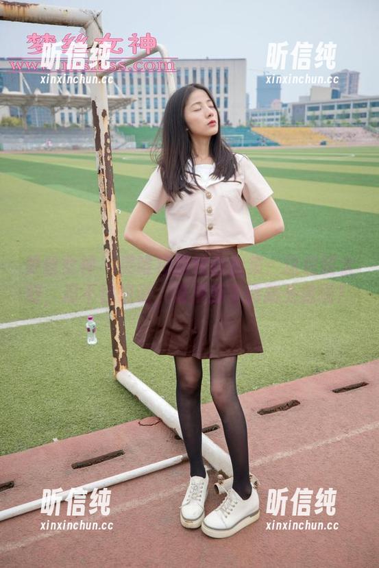梦丝女神-灵唯 梦丝女神 - 灵唯校服纯白合集:这包装太好,忍不住想说,谁换我个清新头像啊!