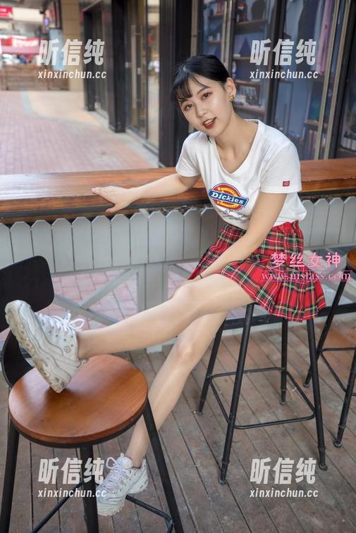 梦丝女神 - 高清剧情，璇璇一切都是为了“艺术”分享？
