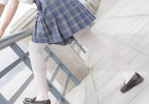 森萝财团 – “卉子女孩”作品集：高清但不那么乖顺，就像那些藏在心底的叛逆。