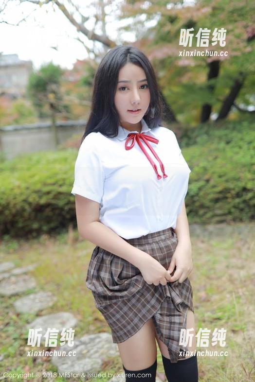 模范学院-冯木木LRIS 模范学院 - 精选农村文艺气息的冯木木LRIS双马尾美图,够你参观的,别后悔哦!