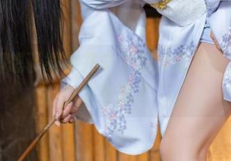 每次都想下载樱井宁宁的少女日常，cos太有趣了
