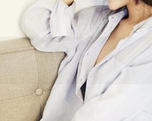 蕾姆兔女郎这美图，洛丽塔大哥你到底傻了多少？