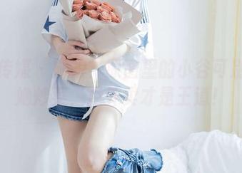 物恋传媒 – 厨娘？原图里的小谷可别指望她炒菜，点外卖才是王道！