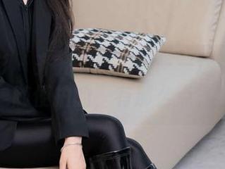 甜予摄影 – 齐齐的帆布鞋——这张原图真像是随便拍的，有那么点气质。