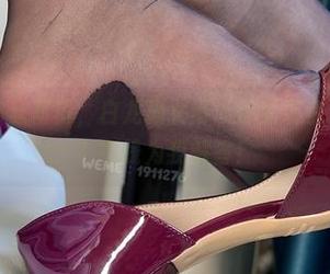 微密圈 – 肉丝写真，白龙猫女请问你到现在还是个谜吗？在线为我解答！
