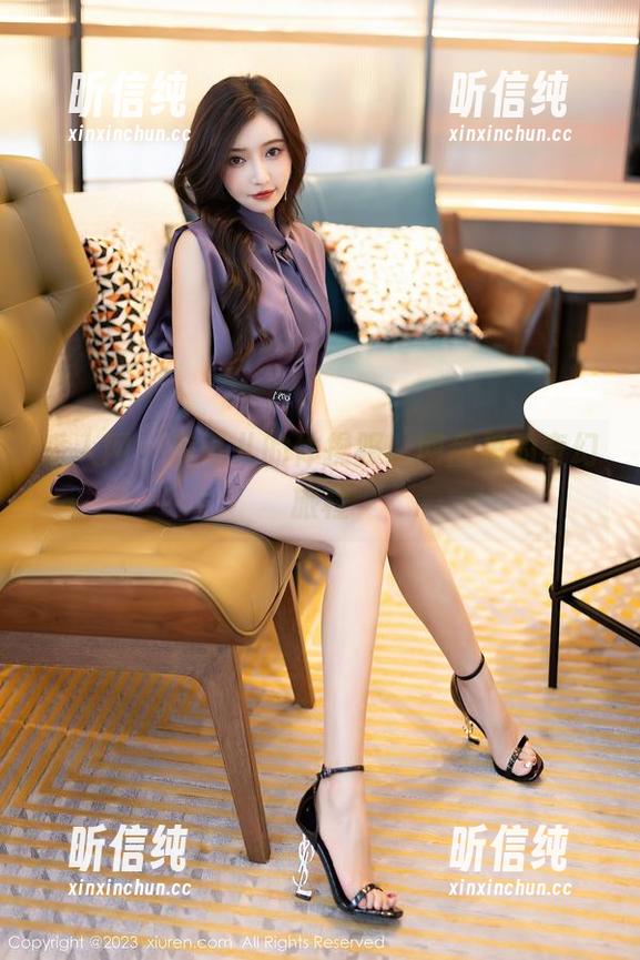 秀人网 - 李可儿的体操服，网盘里的奇幻旅程