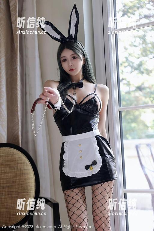秀人网 - 没有最怪，只有更怪，白甜的万圣节作品更新