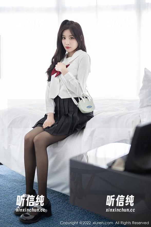 秀人网 - 本来我是去打酱油的，结果被艺轩的高清礼服写真集截了胡