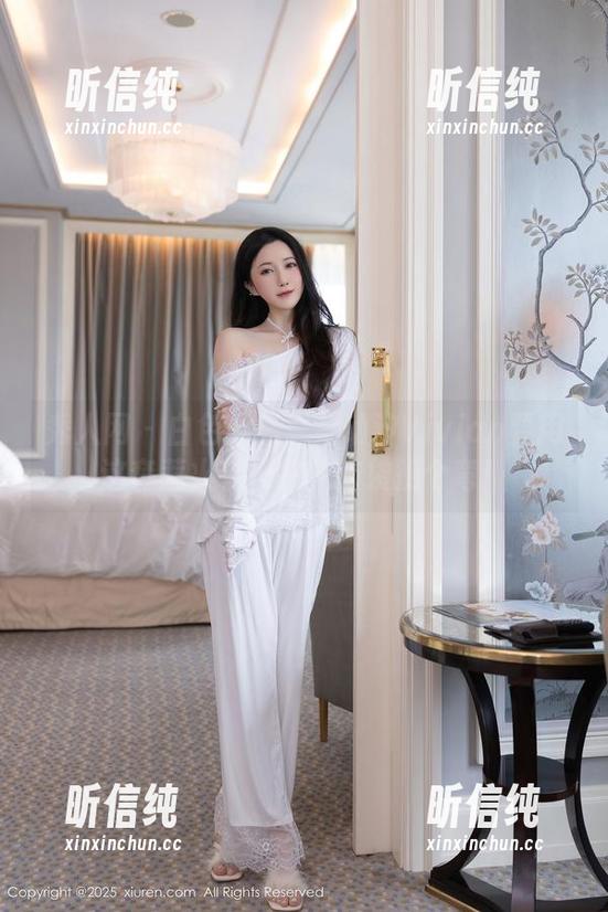 秀人网-金幼汐Vivian 秀人网 - 白色图集:金幼汐Vivian要用这套惹火装扮把你脑袋拐个弯!