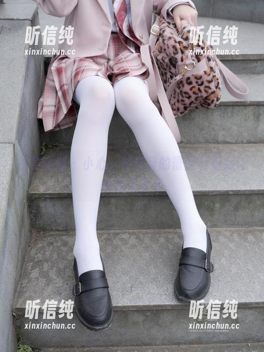 紧急企划 - 小心，林书辞的蕾丝私拍会让你想入非非