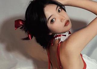 微密圈 - 不得不说,“纪念小小v”的黑丝原图和套图结合,火花四溅啊!