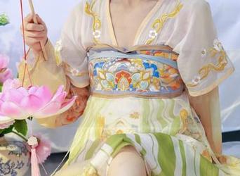 绮梦摄影 – 团子的无水印版图片，细节曝光，心中小剧场开启中…
