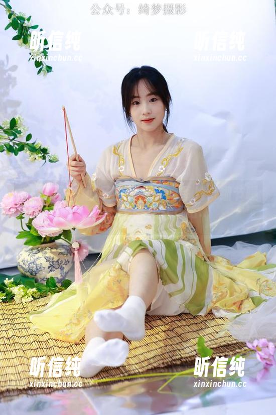 绮梦摄影 - 团子的无水印版图片，细节曝光，心中小剧场开启中…