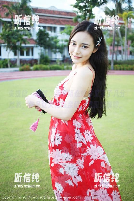 美媛馆-潘娇娇 美媛馆 - 显然,潘娇娇在婚纱里多了几分悠然,作品让人倍感亲切,想跟她聊聊。